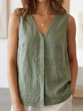 ☀️ Anthropologie Vero Moda Tank Top silky sage green blouse summer top